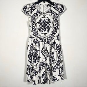 Lulu’s Women’s Size Extra Small XS Royal Luxe Ivory Print Dress Fit And Flare